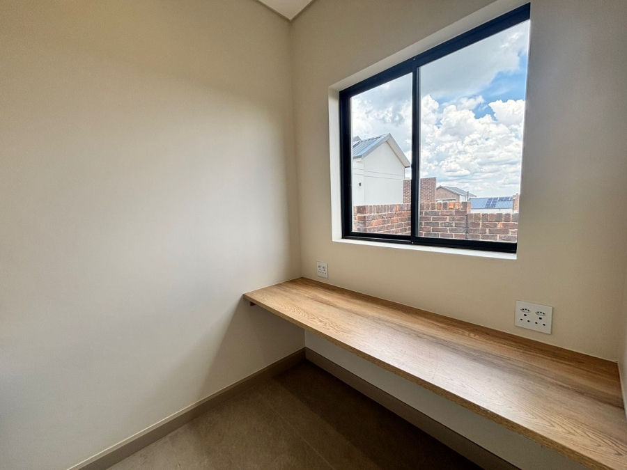 To Let 3 Bedroom Property for Rent in Helderzicht Eco Estate North West